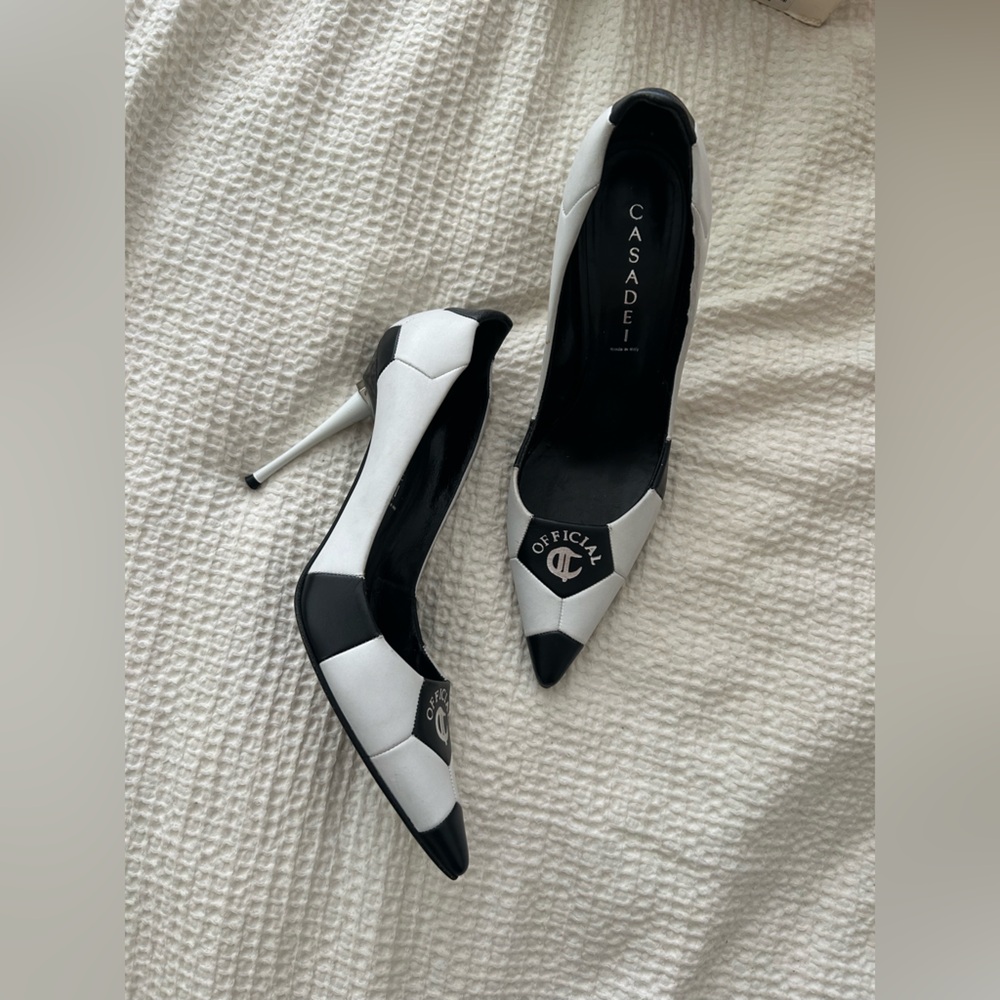 Rare vintage CASADEI soccer pumps